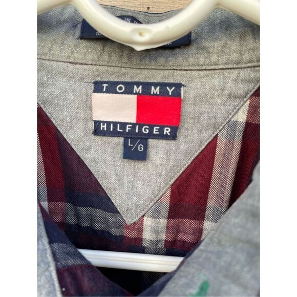 Tommy Hilfiger size L plaid 100% cotton button front. - Picture 4 of 5